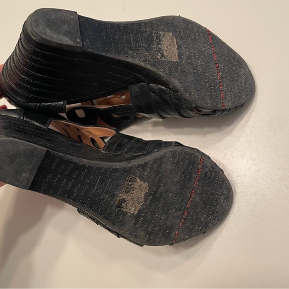 Miz Mooz Tamara Wedge Pump - Picture 7 of 7